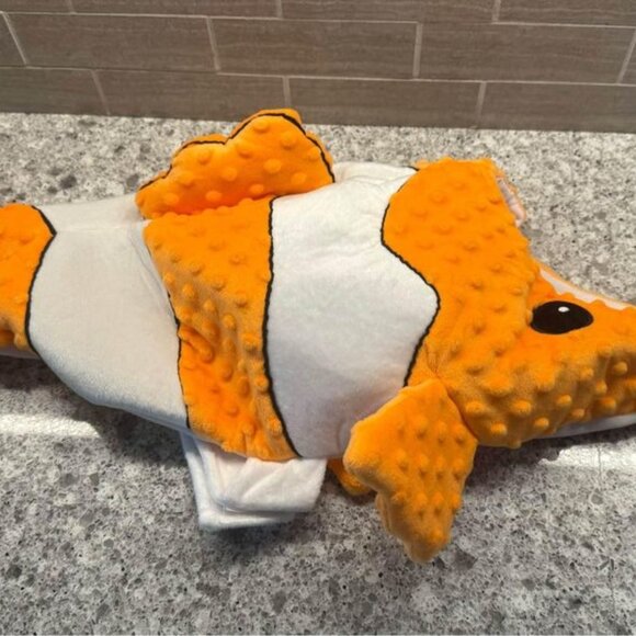 Spooky Night Brand Medium‎ Dog Clownfish (Nemo) Costume - Picture 3 of 8